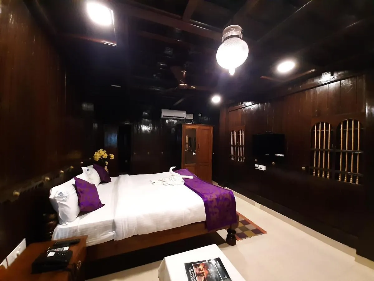 Sun View Beach Resort By Citrine Varkala 2*,